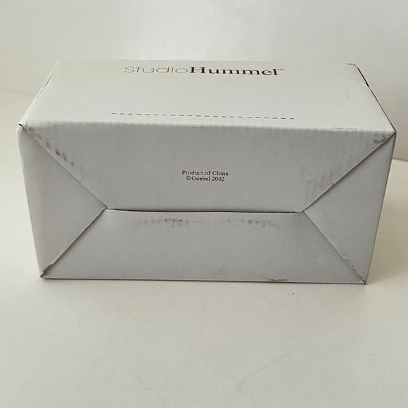 Vintage Berta Hummel Goebel Figurine 3" Let It Snow Box Winter Wonderland BH90/P - Picture 10 of 12